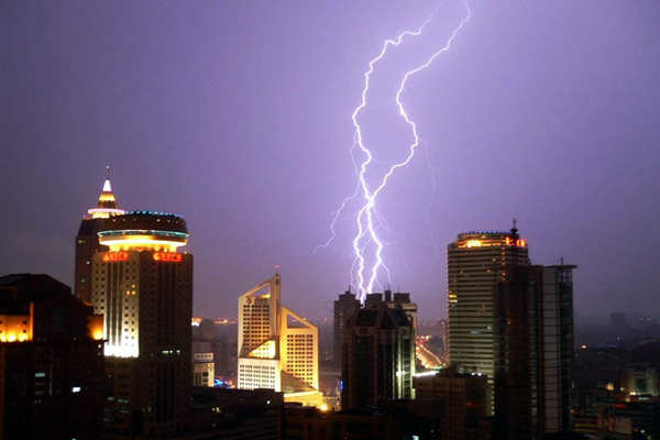 楼宇自控系统的雷电防护！(图1)