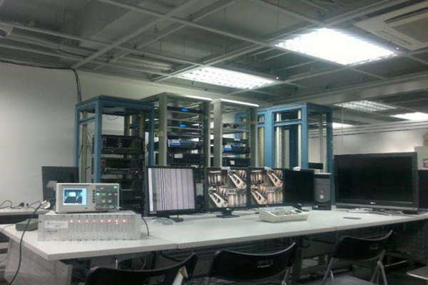 机房施工是楼宇智能化的重要组成部分！(图1)